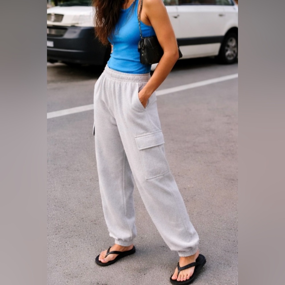 Tuff Athletics Women’s Cargo Joggers NWOT Light Grey Soft Lounge Pants Size M - Picture 3 of 16
